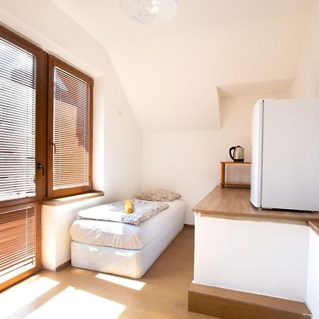 En-Suite Rooms: Novа Guesthouse In Sofia Center Luaran gambar