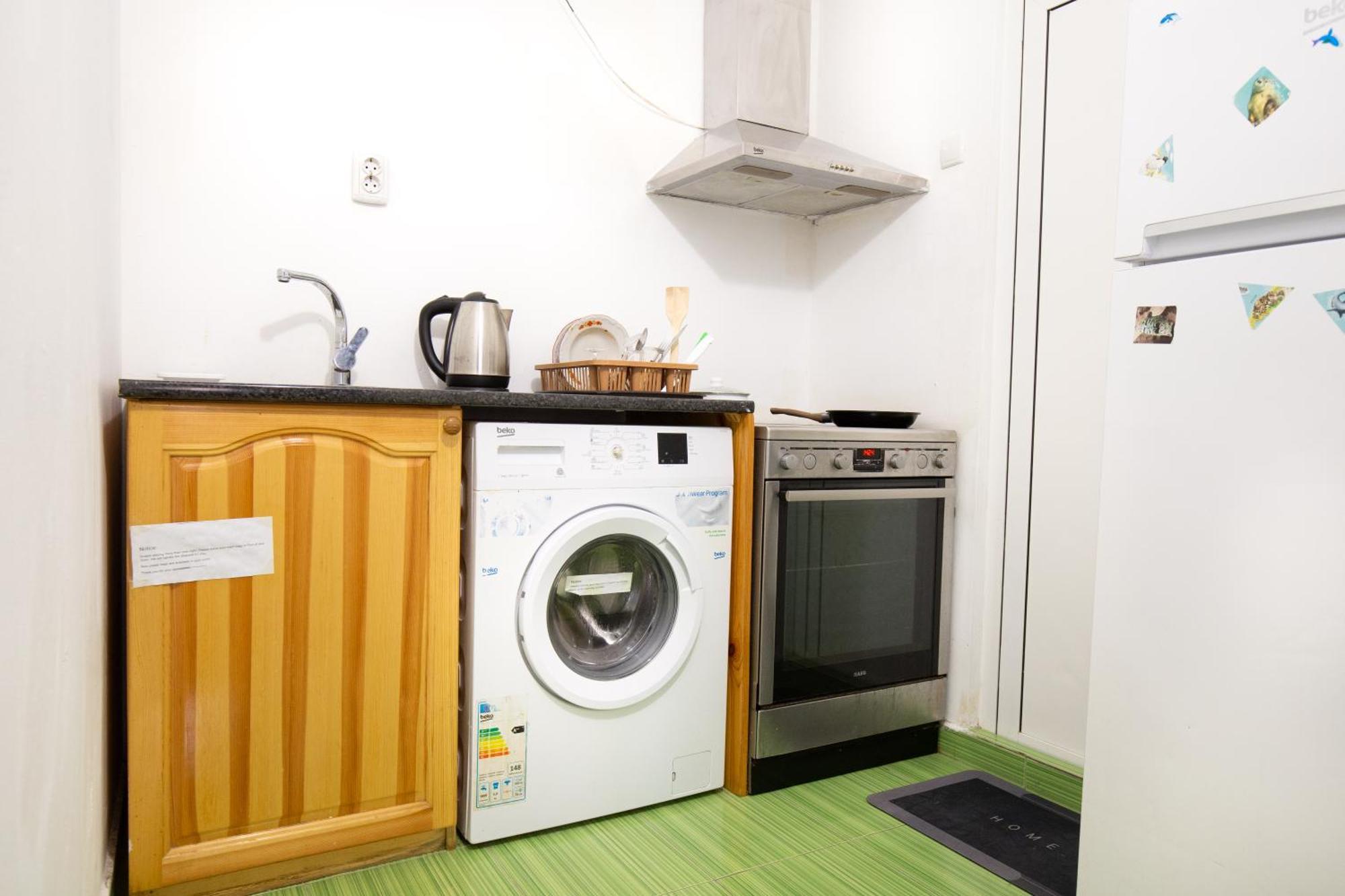 En-Suite Rooms: Novа Guesthouse In Sofia Center Luaran gambar